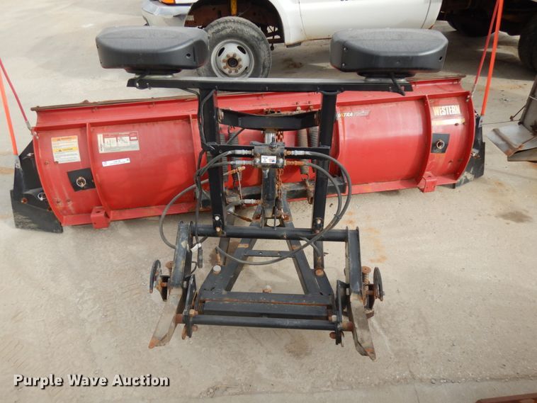 image for item JQ9198 Western Pro Plow  snow plow