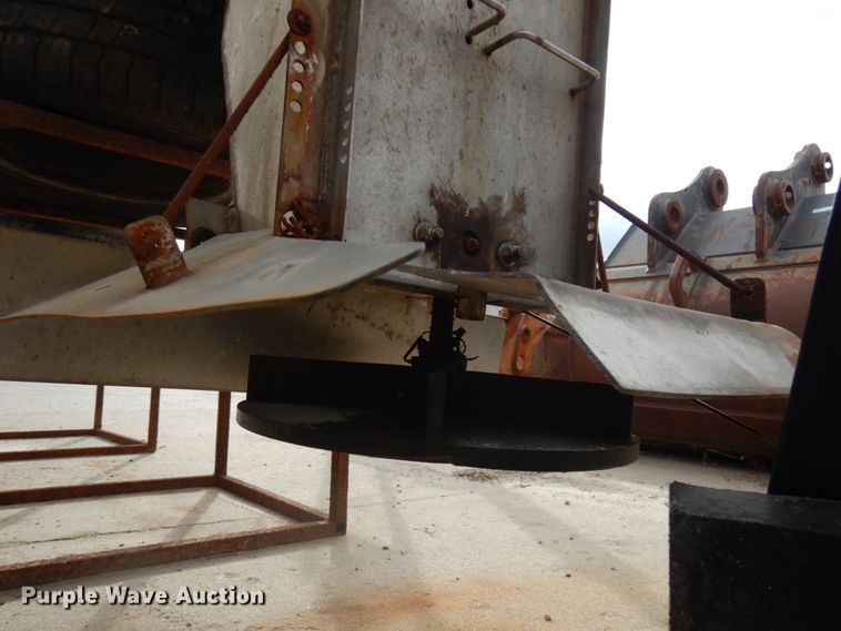 image for item JQ9204 Henderson 9x304SSxHYD  spreader