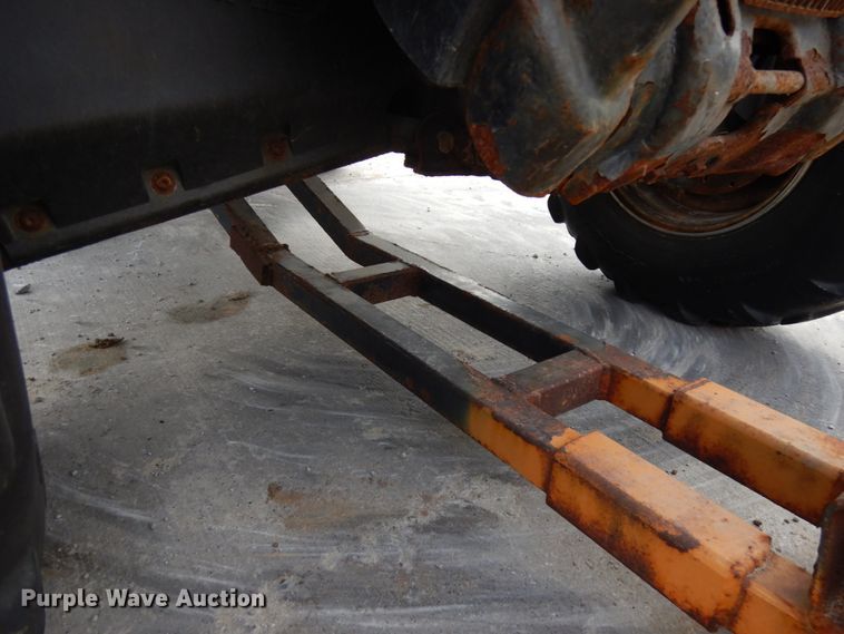 image for item JQ9206 2002 Polaris 700 Sportsman  ATV