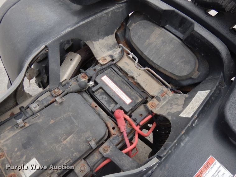 image for item JQ9206 2002 Polaris 700 Sportsman  ATV