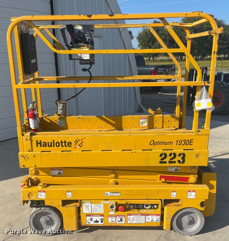 image for item JQ9529 2012 Haulotte Optimum 1930E  scissor lift