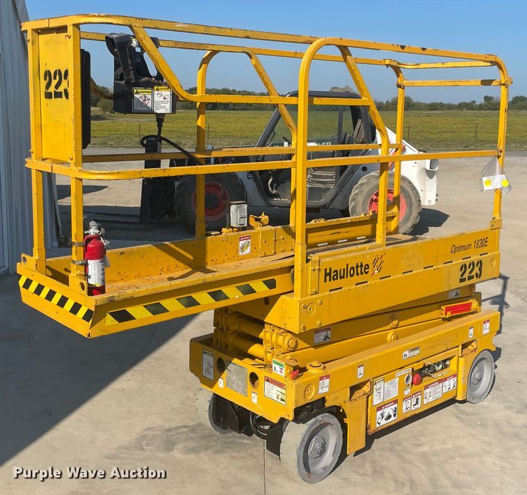 image for item JQ9529 2012 Haulotte Optimum 1930E  scissor lift