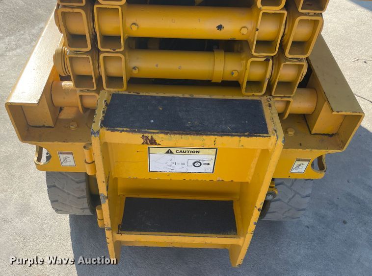 image for item JQ9529 2012 Haulotte Optimum 1930E  scissor lift