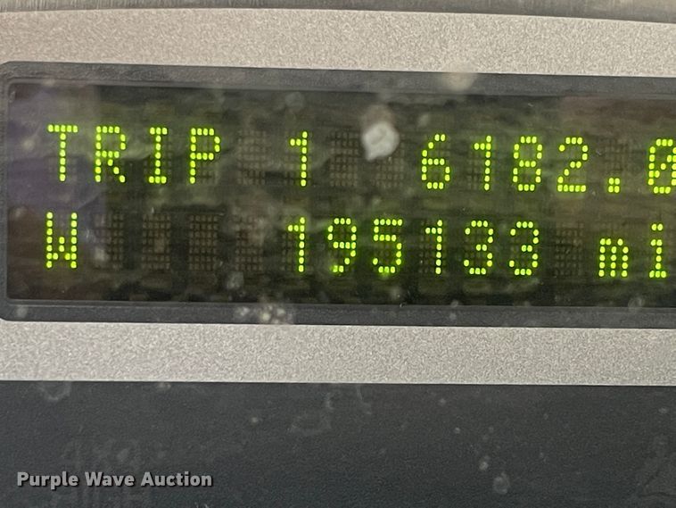 image for item JQ9554 2005 Ford Expedition  SUV