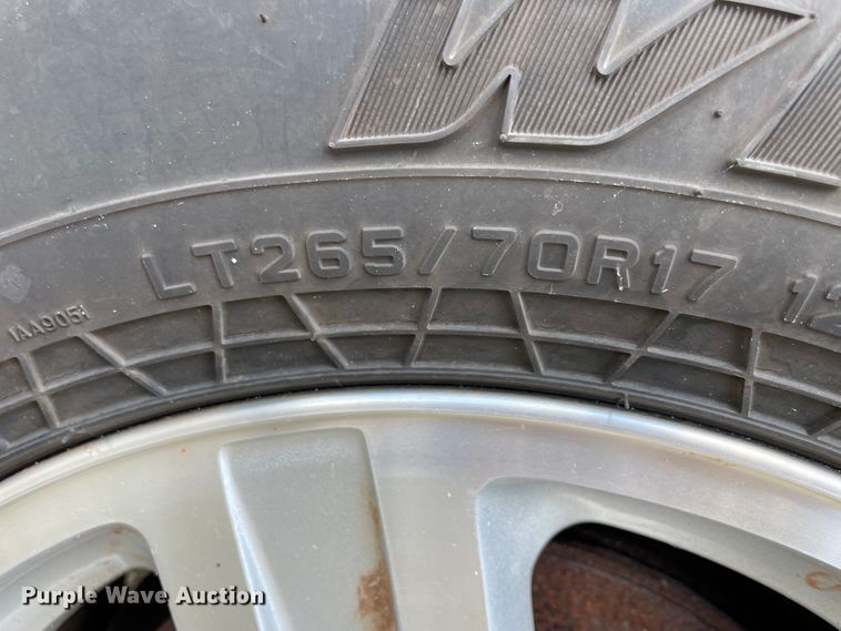 image for item JQ9554 2005 Ford Expedition  SUV