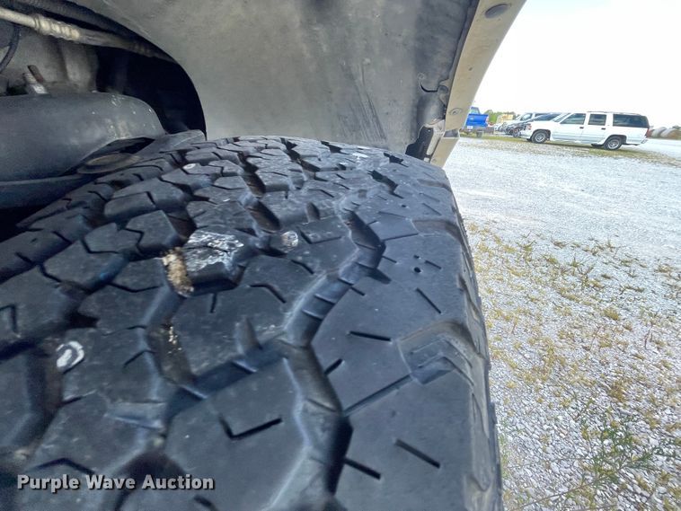 image for item JQ9554 2005 Ford Expedition  SUV