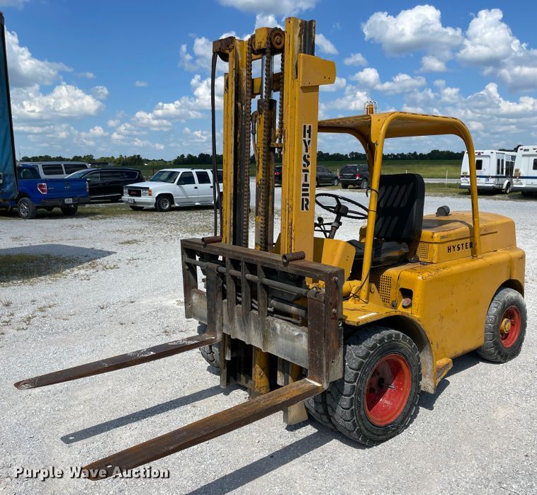 image for item JQ9555 Hyster 194A  forklift