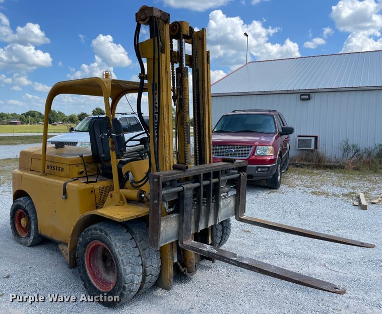 image for item JQ9555 Hyster 194A  forklift