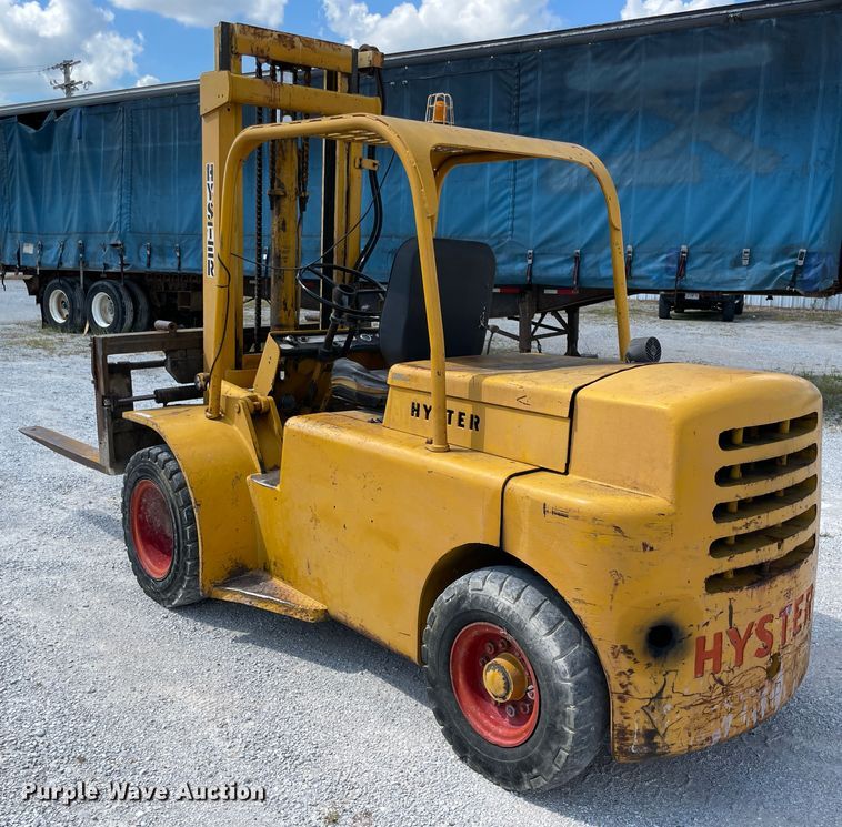 image for item JQ9555 Hyster 194A  forklift