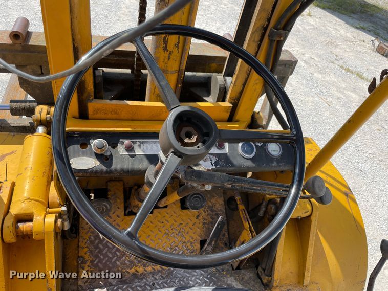 image for item JQ9555 Hyster 194A  forklift