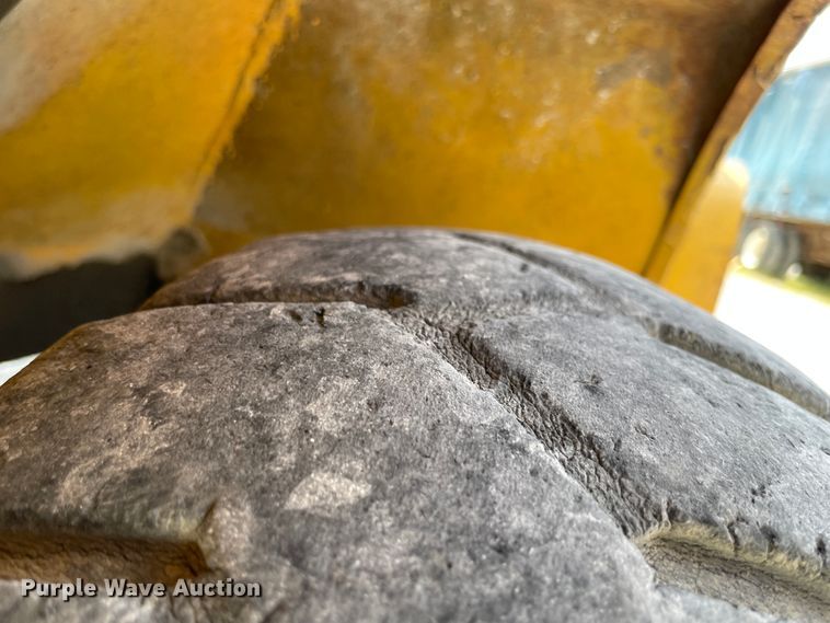 image for item JQ9555 Hyster 194A  forklift