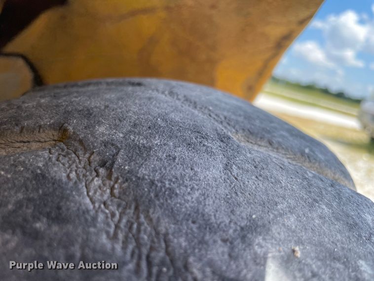 image for item JQ9555 Hyster 194A  forklift