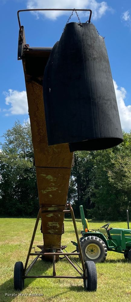 image for item JQ9557 Radial stacking conveyor