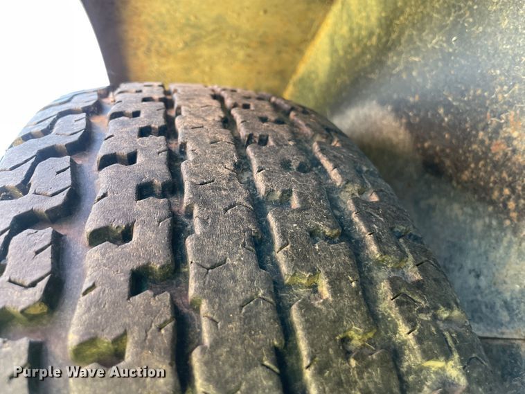 image for item JQ9558 2002  shop built utility trailer with pressure washer