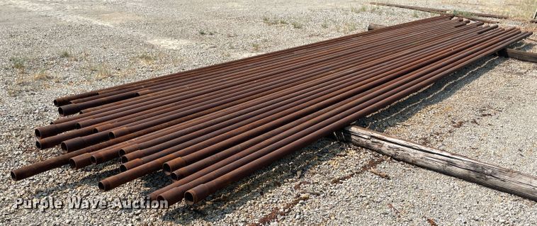 image for item JQ9588 (25) joints of 2 7/8" diameter oilfield structural pipe