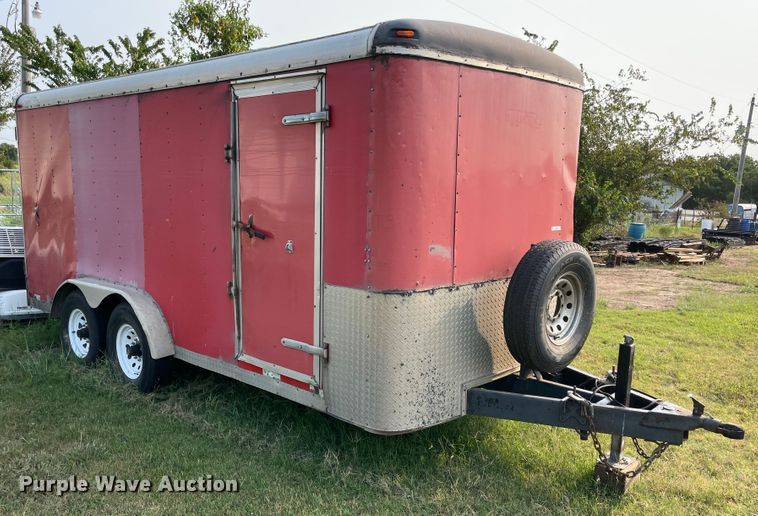 image for item JQ9592 2004 Doolittle Cargo  enclosed cargo trailer