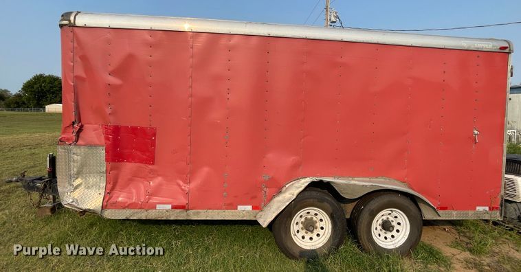 image for item JQ9592 2004 Doolittle Cargo  enclosed cargo trailer