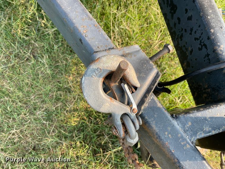 image for item JQ9592 2004 Doolittle Cargo  enclosed cargo trailer