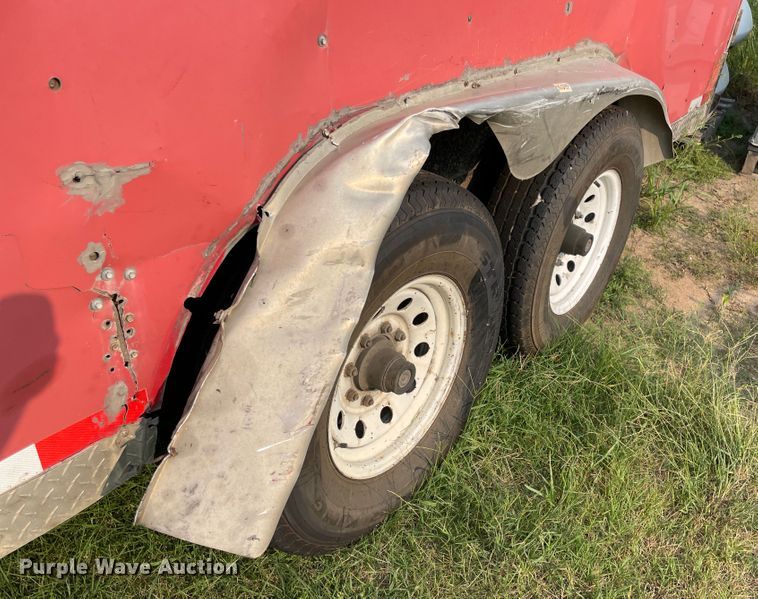 image for item JQ9592 2004 Doolittle Cargo  enclosed cargo trailer