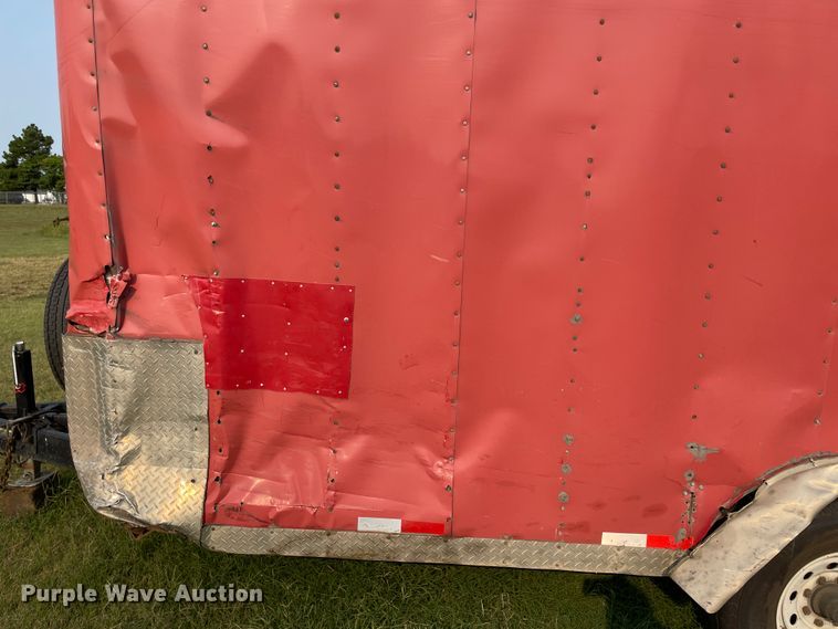 image for item JQ9592 2004 Doolittle Cargo  enclosed cargo trailer