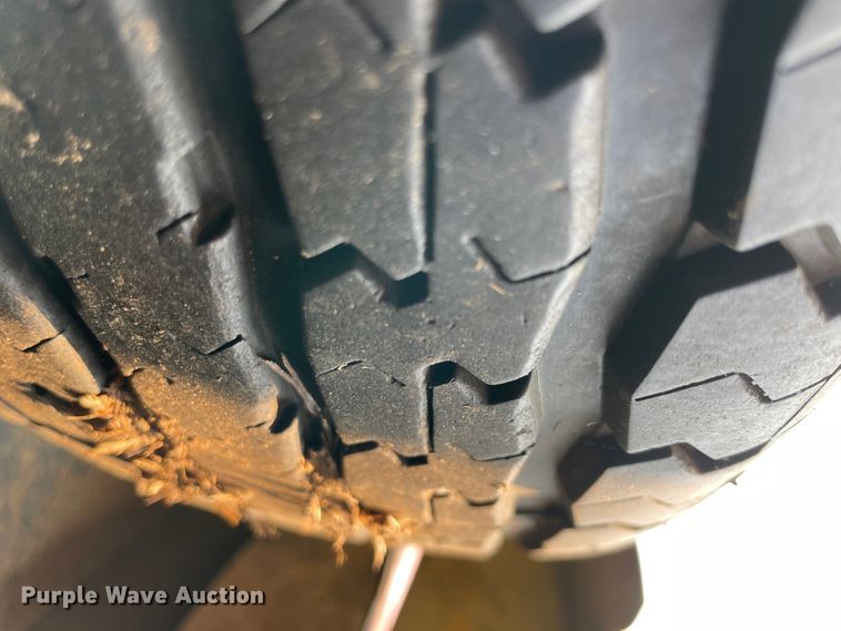 image for item JQ9592 2004 Doolittle Cargo  enclosed cargo trailer