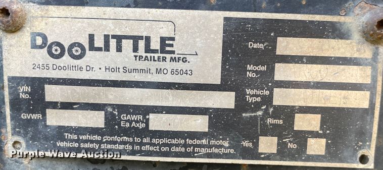 image for item JQ9592 2004 Doolittle Cargo  enclosed cargo trailer