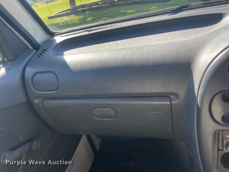 image for item JQ9632 1994 Daihatsu HiJet  Crew Cab mini truck