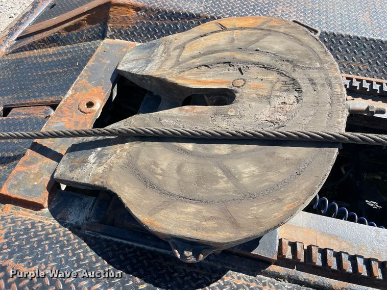 image for item JQ9633 1996 Kenworth T800  winch truck