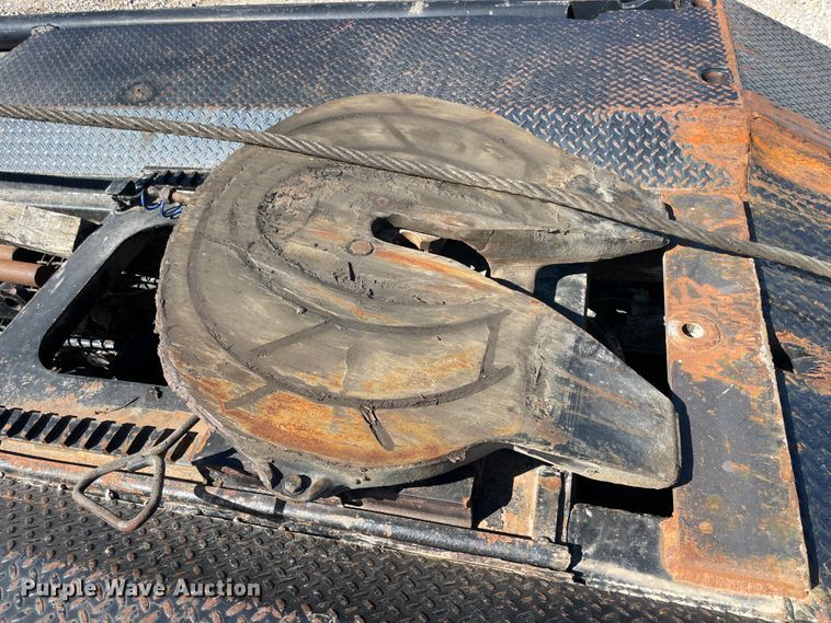 image for item JQ9633 1996 Kenworth T800  winch truck