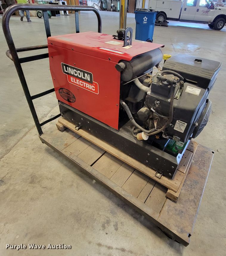 image for item KD9544 Lincoln Electric Ranger 10000  welder/generator