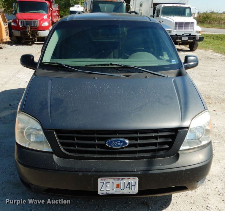 image for item KI9523 2005 Ford Freestar SES  van