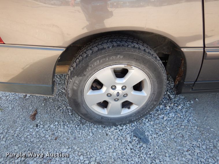 image for item KI9523 2005 Ford Freestar SES  van