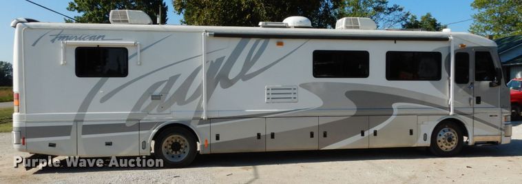 image for item KI9526 1999 Spartan MM-2242  RV