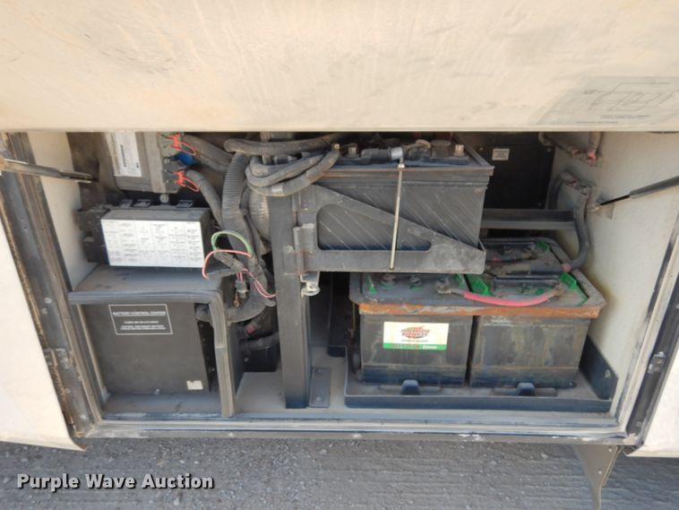 image for item KI9526 1999 Spartan MM-2242  RV