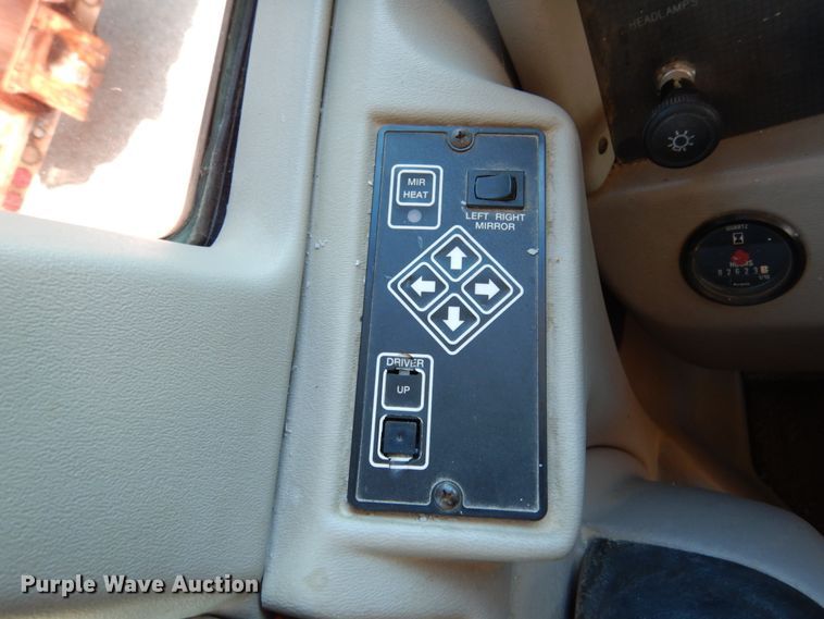 image for item KI9526 1999 Spartan MM-2242  RV