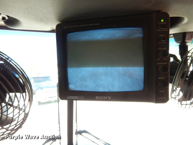 image for item KI9526 1999 Spartan MM-2242  RV