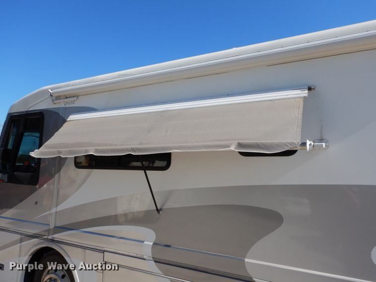 image for item KI9526 1999 Spartan MM-2242  RV