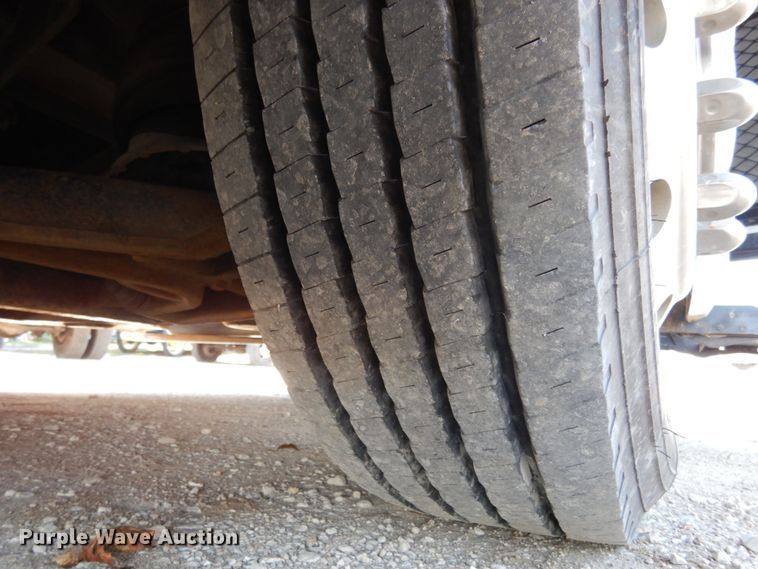 image for item KI9526 1999 Spartan MM-2242  RV