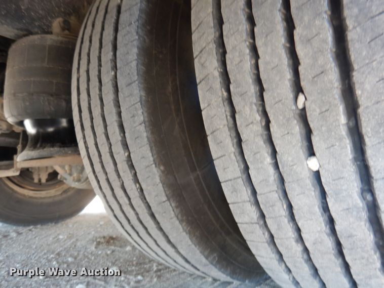 image for item KI9526 1999 Spartan MM-2242  RV