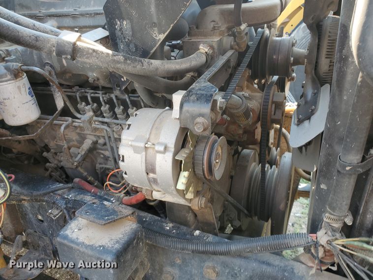 image for item KK9290 1987 Ford F800  truck cab and chassis