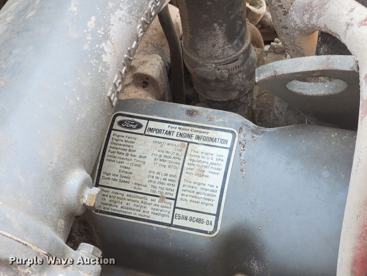 image for item KK9290 1987 Ford F800  truck cab and chassis