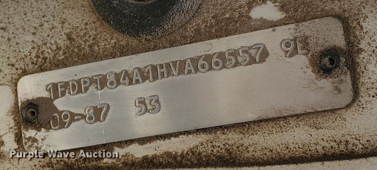 image for item KK9290 1987 Ford F800  truck cab and chassis