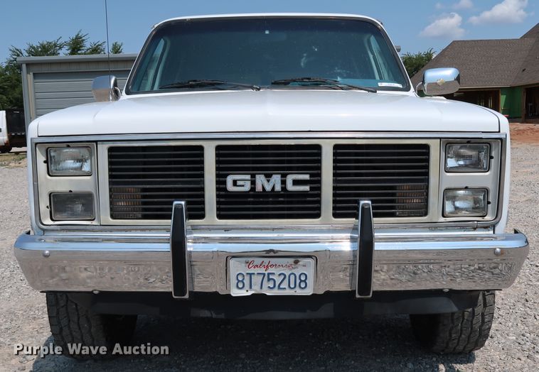 image for item KQ9742 1988 GMC Suburban  SUV