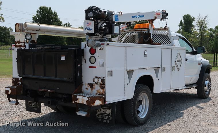 image for item KQ9743 2008 Dodge Ram 4500HD  utility / service truck