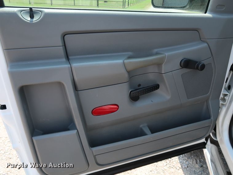 image for item KQ9743 2008 Dodge Ram 4500HD  utility / service truck