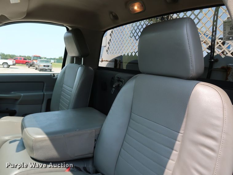 image for item KQ9743 2008 Dodge Ram 4500HD  utility / service truck