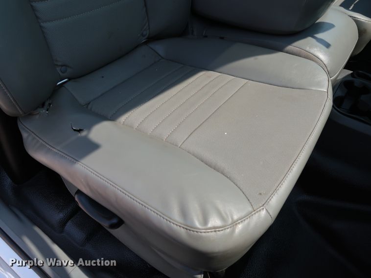 image for item KQ9743 2008 Dodge Ram 4500HD  utility / service truck