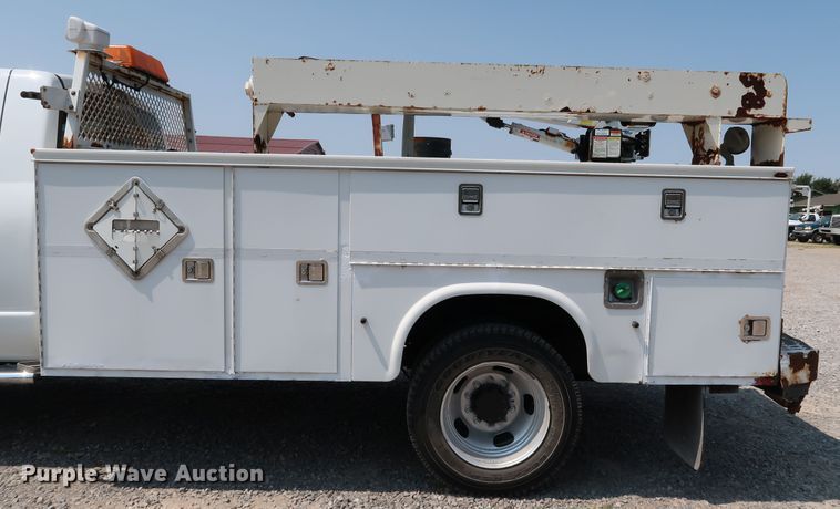 image for item KQ9743 2008 Dodge Ram 4500HD  utility / service truck