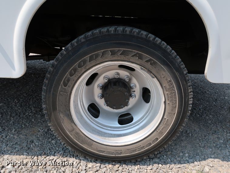 image for item KQ9743 2008 Dodge Ram 4500HD  utility / service truck