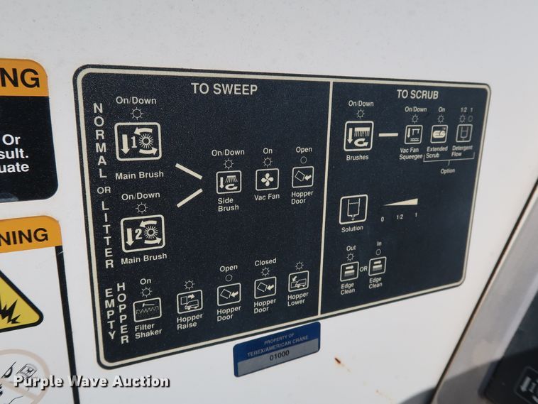 image for item KQ9759 Tennant 8410  sweeper